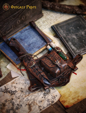 Adventurer thigh holder, leather leg harness | Modular LARP holster | Medieval belt pouch, potion holder, scroll case | Ren Faire accessory
