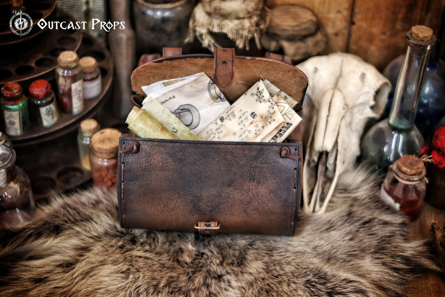 Medieval leather Hip Bag Aged