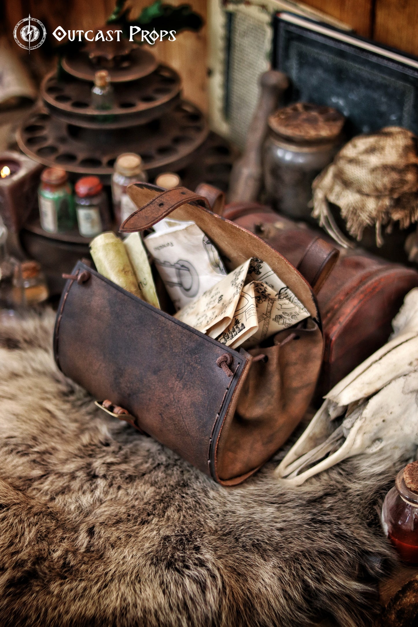 Medieval leather Hip Bag Aged