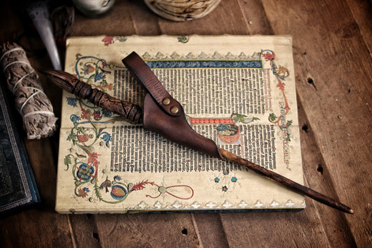 Magic Wand leather Frog Holster