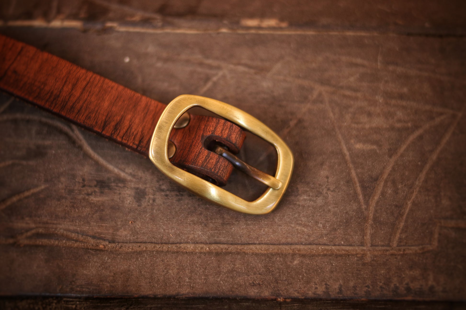 20 Plain leather belt