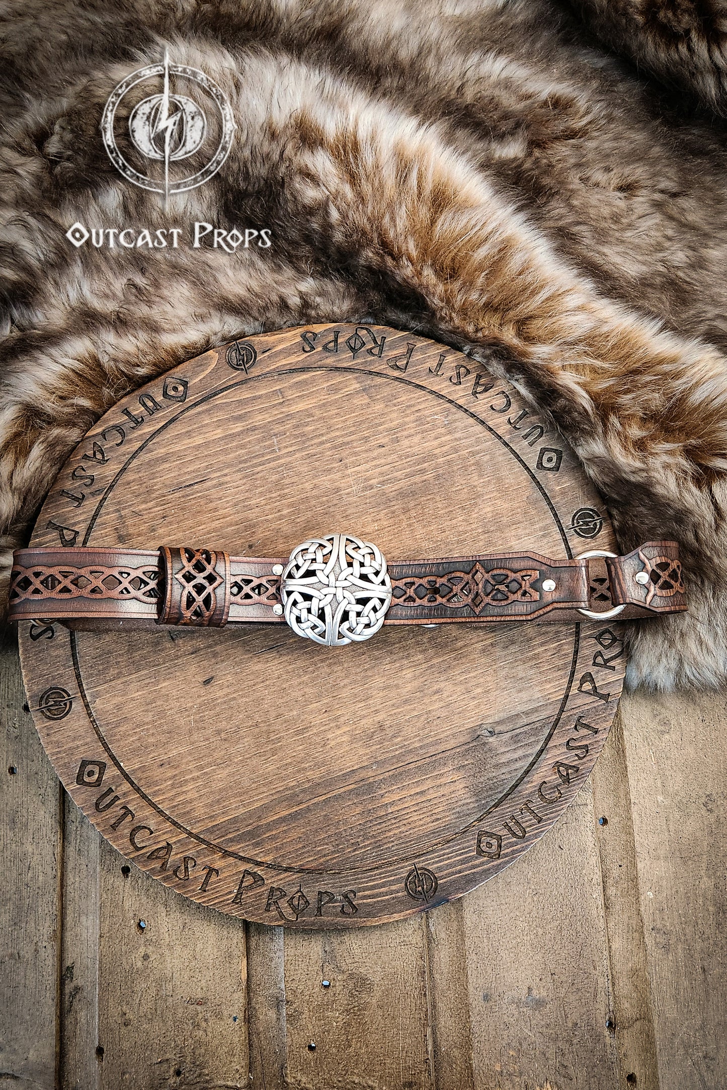 Celtic Leather Belt for LARP, Renaissance Faire and Cosplay – Wide Belt with Celtic Knot Metal Buckle – Brown or Green