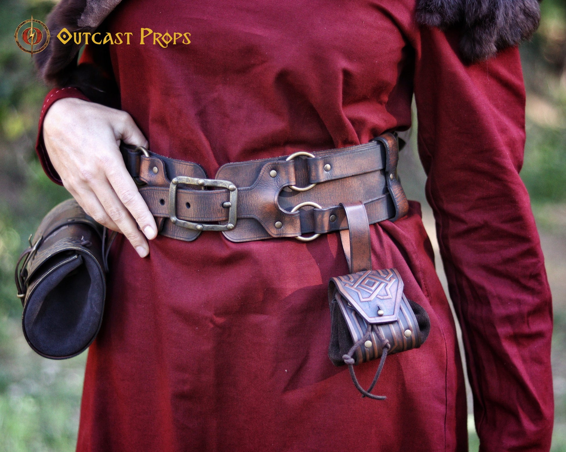Leather coin pouch with Celtic or Viking embossing, leather jewel belt bag for larp, steampunk, cosplay or fantasy costume.