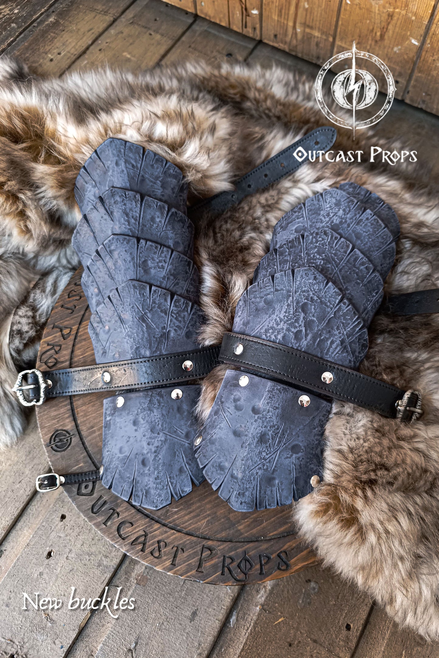 Dragon Scale Bracer