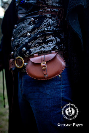 Handmade Leather Belt Bag with pear shape - Versatile, Practical, and Unique medieval purse leather hip bag for LARP and Cosplay