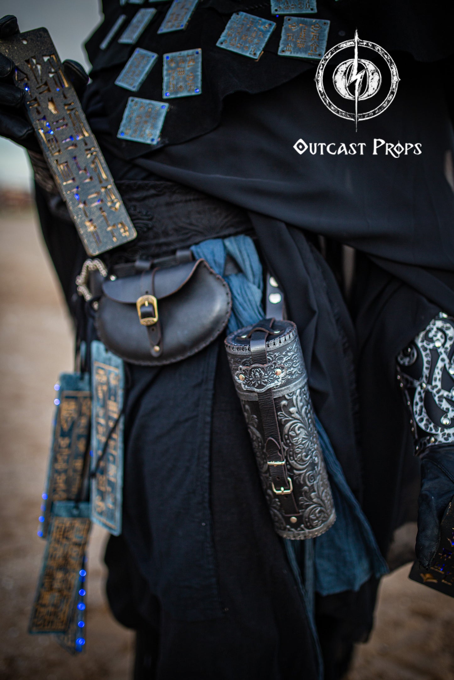 Handmade Leather Belt Bag with pear shape - Versatile, Practical, and Unique medieval purse leather hip bag for LARP and Cosplay