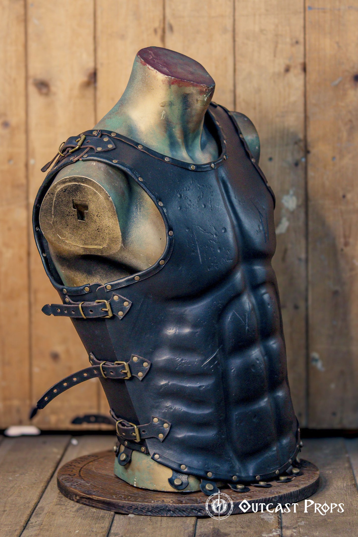 Leather Roman Musculata