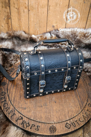Handcrafted Leather Pirate Chest Purse: Unique Treasure Box Bag for LARP, Cosplay, and Everyday Adventures
