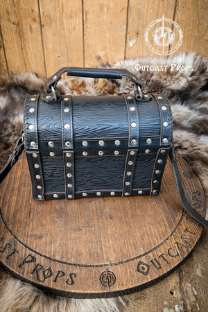 Handcrafted Leather Pirate Chest Purse: Unique Treasure Box Bag for LARP, Cosplay, and Everyday Adventures
