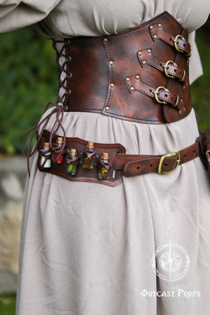 Belt Potion holder for 5 small glass bottles. Made of leather for adventurers, steampunk, alchemist, healers, cosplay or just to keep spices