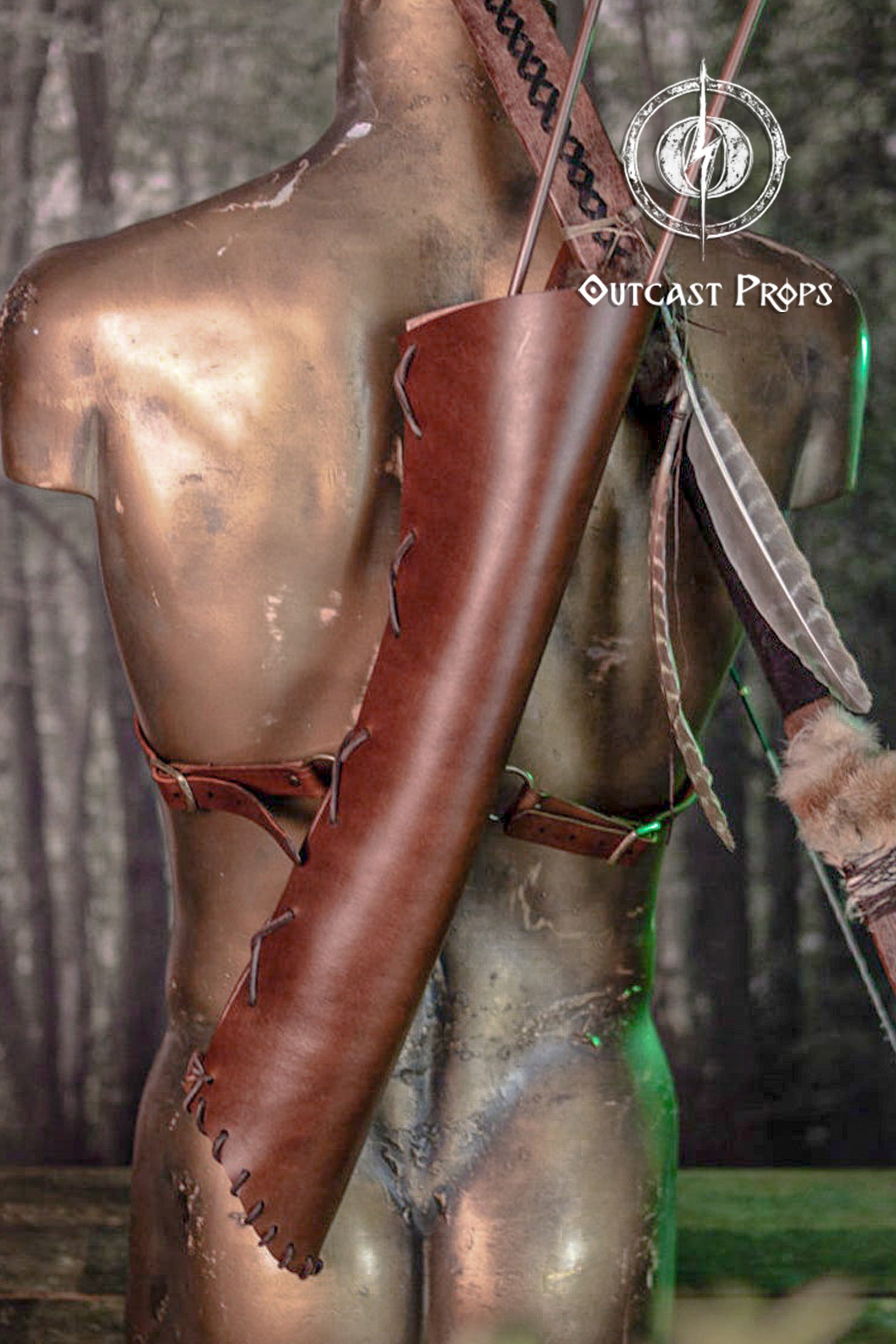 Back view of mannequin wearing a brown leather quiver filled with arrows. The quiver sits diagonally, supported by a secure harness. Designed for archery quiver use, larp quiver setups, and fantasy cosplay with bow and arrow props. A rustic elven quiver perfect for stealthy rangers or roleplay elves. Made by Outcast Props for maximum authenticity.
