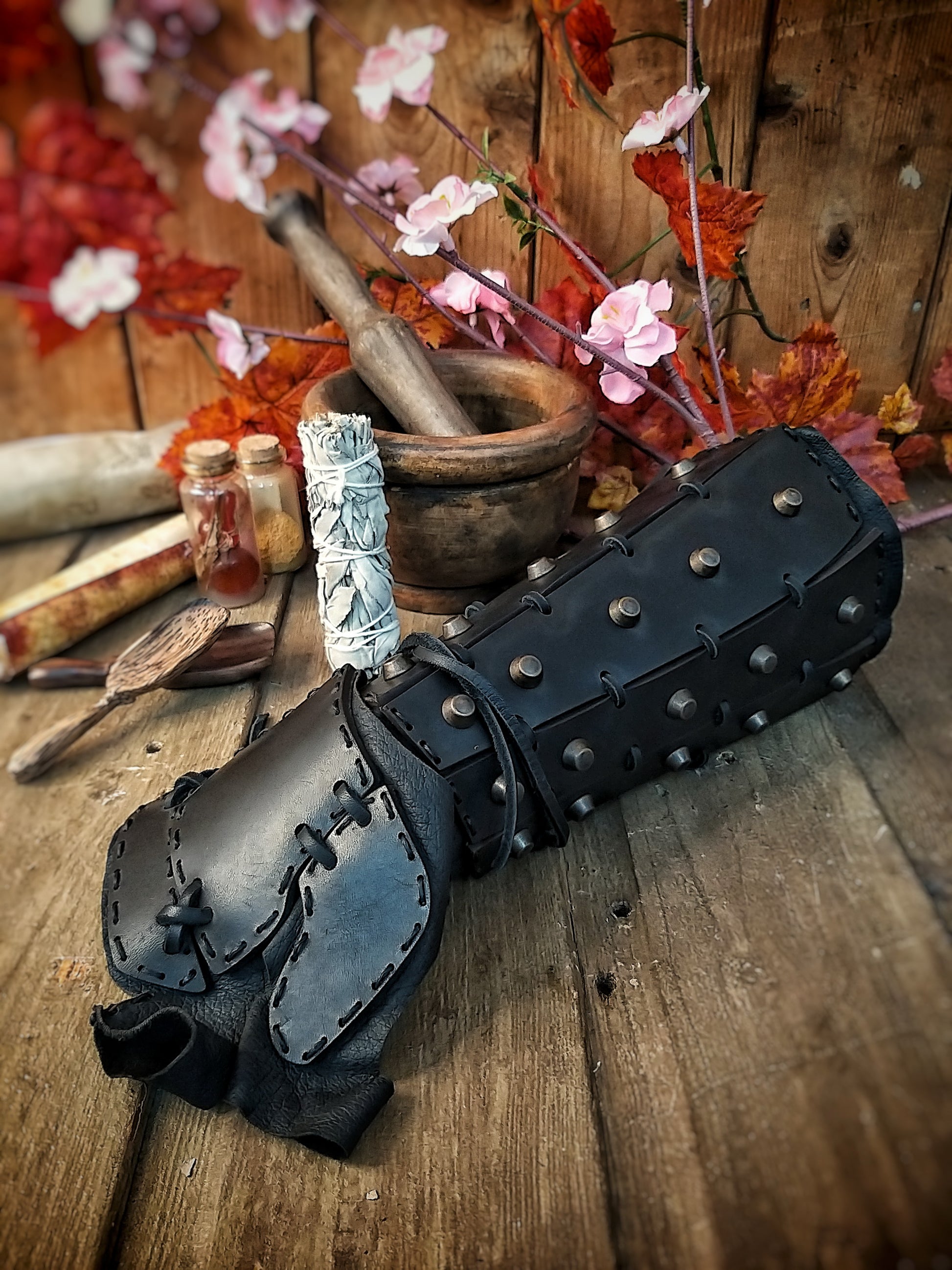 Samurai Leather bracers, larp or cosplay leather and metal pair of bracers for fantasy cosplay, accurate replica