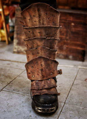 Dragon Scales Leather Greaves