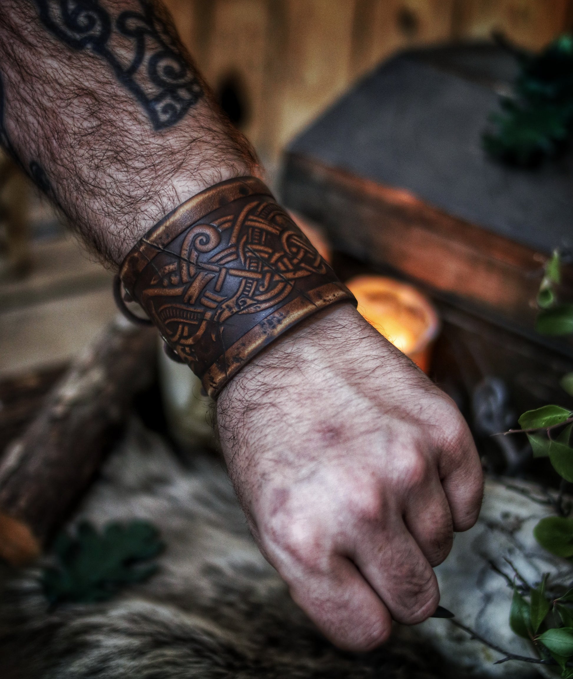 Dragon Knot Leather Wristband Old Norse Viking knot leather embossed bracer, LARP, cosplay and Fantasy