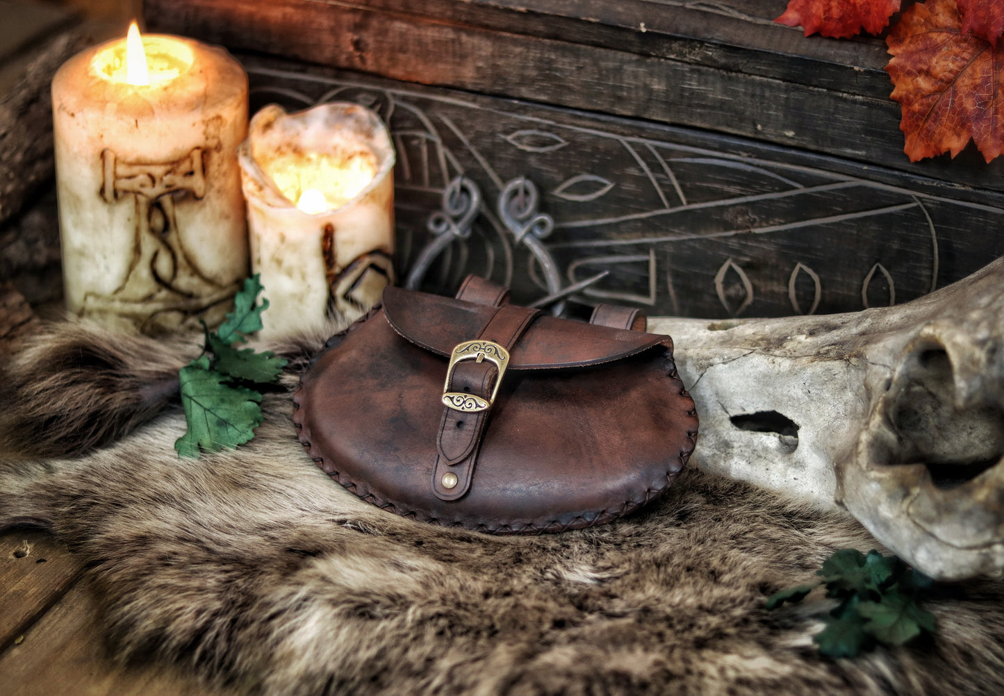 Handmade Leather Belt Bag with pear shape - Versatile, Practical, and Unique medieval purse leather hip bag for LARP and Cosplay
