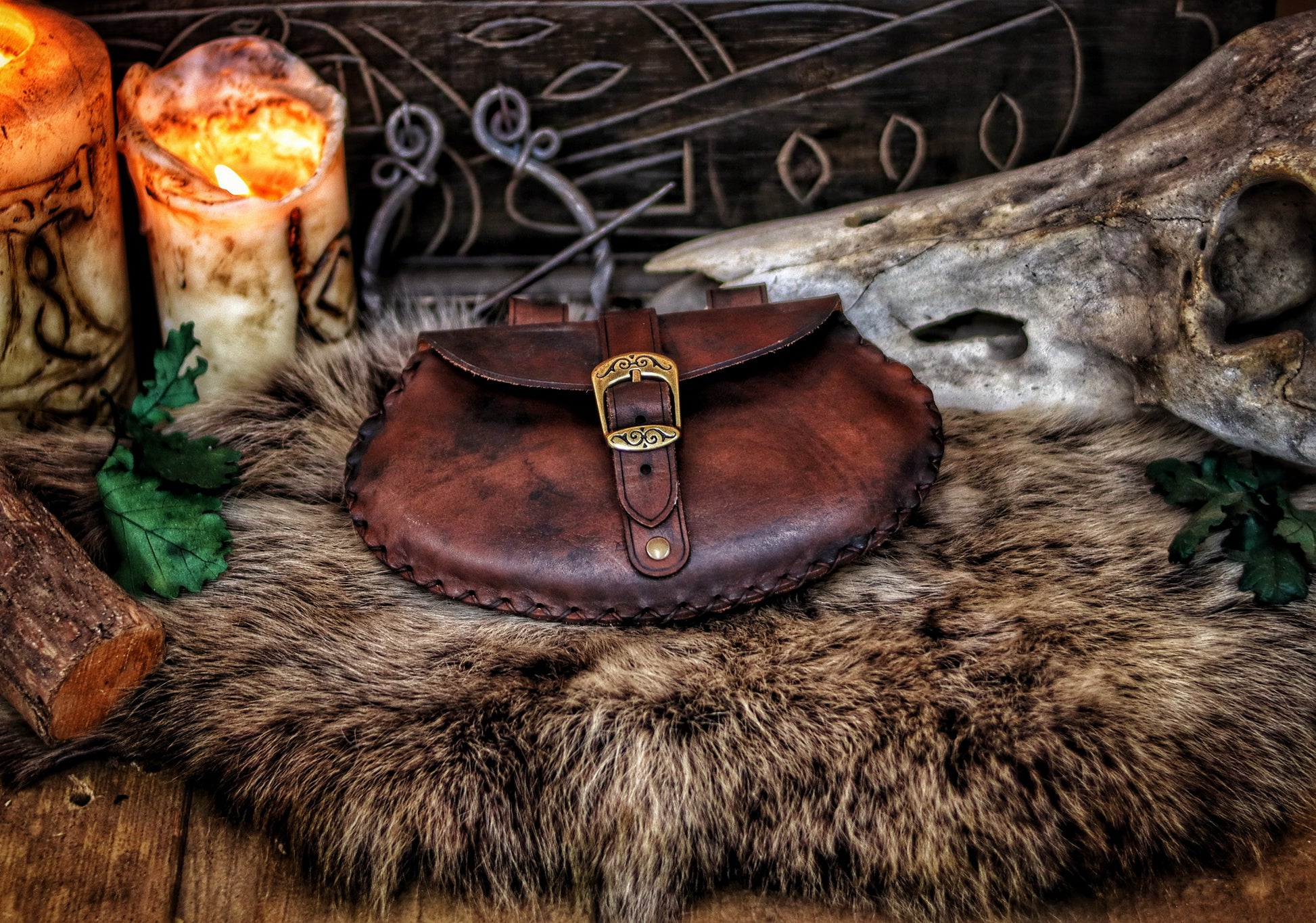 Handmade Leather Belt Bag with pear shape - Versatile, Practical, and Unique medieval purse leather hip bag for LARP and Cosplay