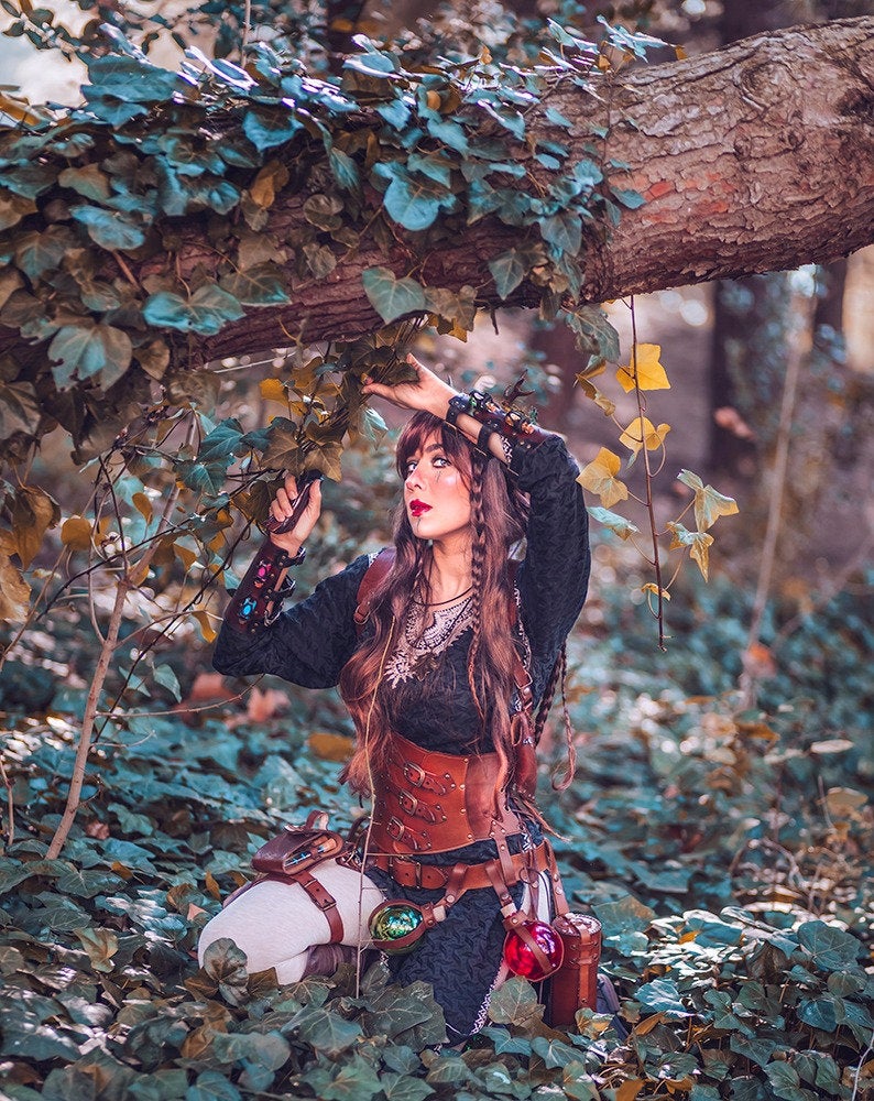 Leather Corset underbust - Steampunk larp burning man armor Witch. Brown Waist Cincher. Renfair underbust. Alchemist corset.