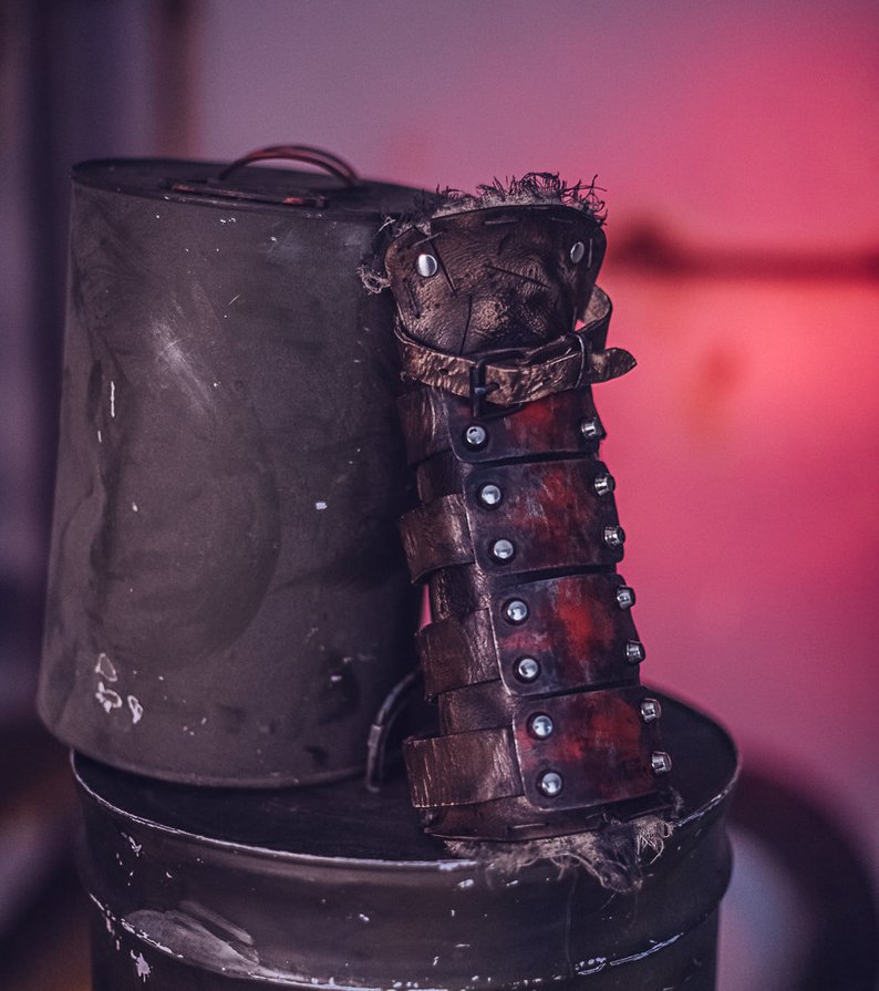Dystopian Leather & Steel Bracer: Post-Apocalyptic Arm Guard for Wasteland Cosplay and LARP