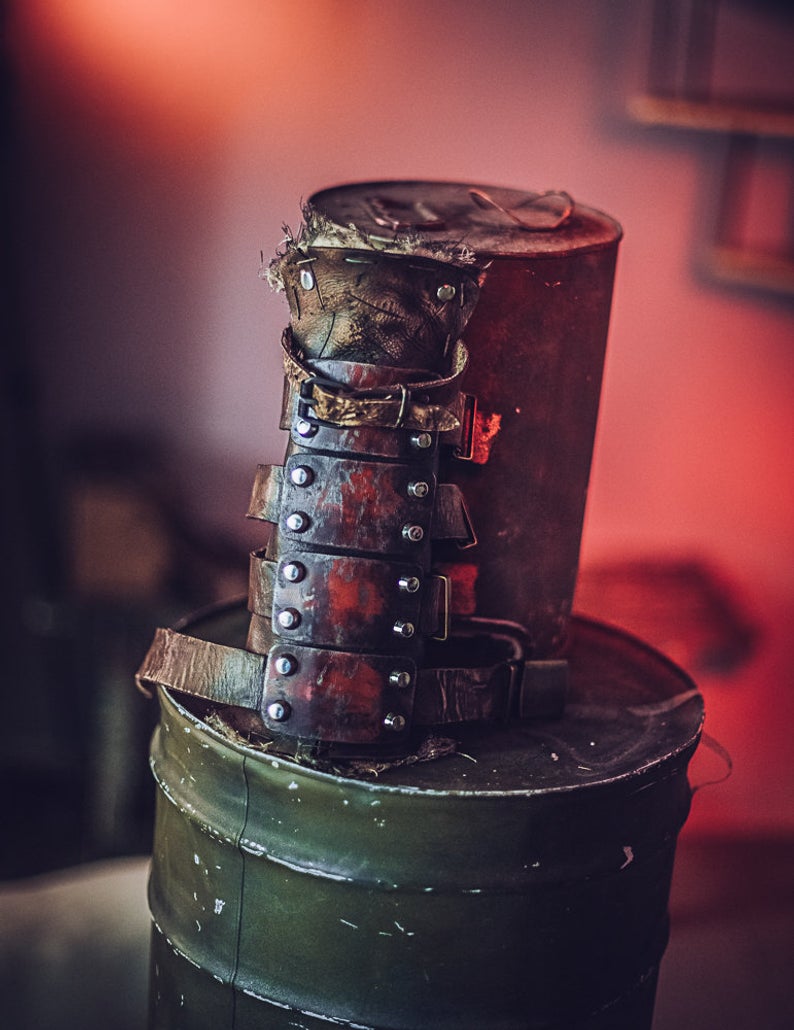 Dystopian Leather & Steel Bracer: Post-Apocalyptic Arm Guard for Wasteland Cosplay and LARP