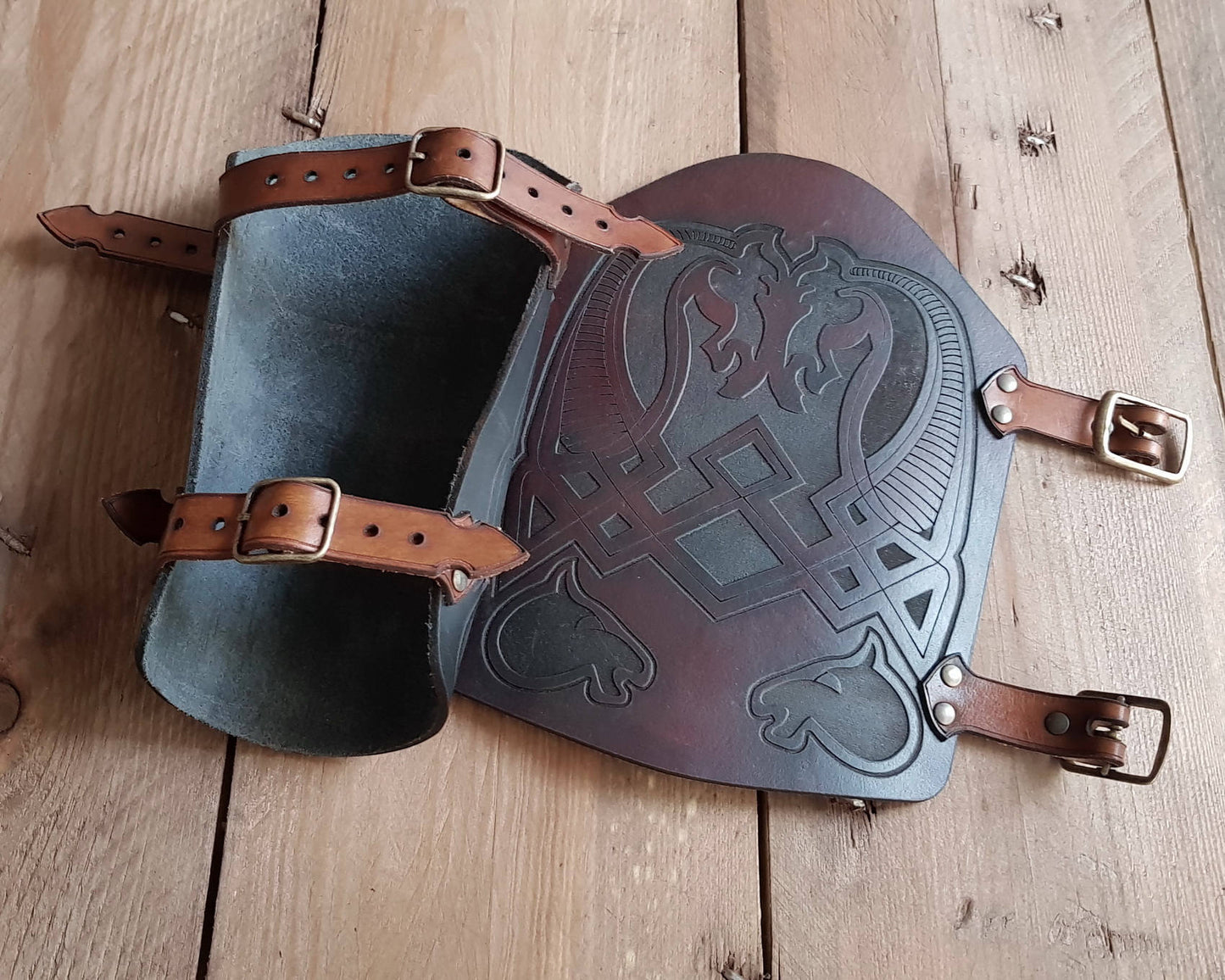 Rohirrim horses engraved Bracer.
