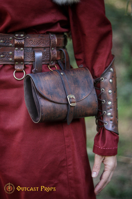 Medieval leather Hip Bag Aged