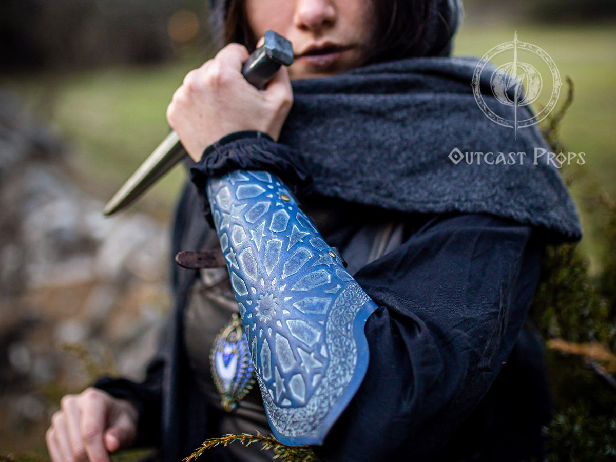 Assassin Leather Bracers