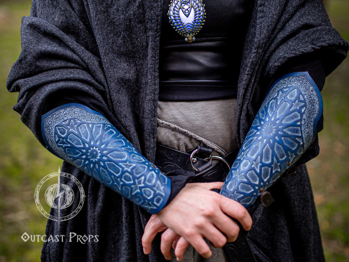 Assassin Leather Bracers