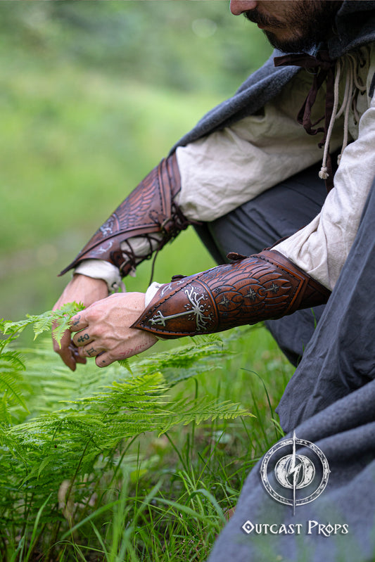 Aragorn Gondor Vambraces