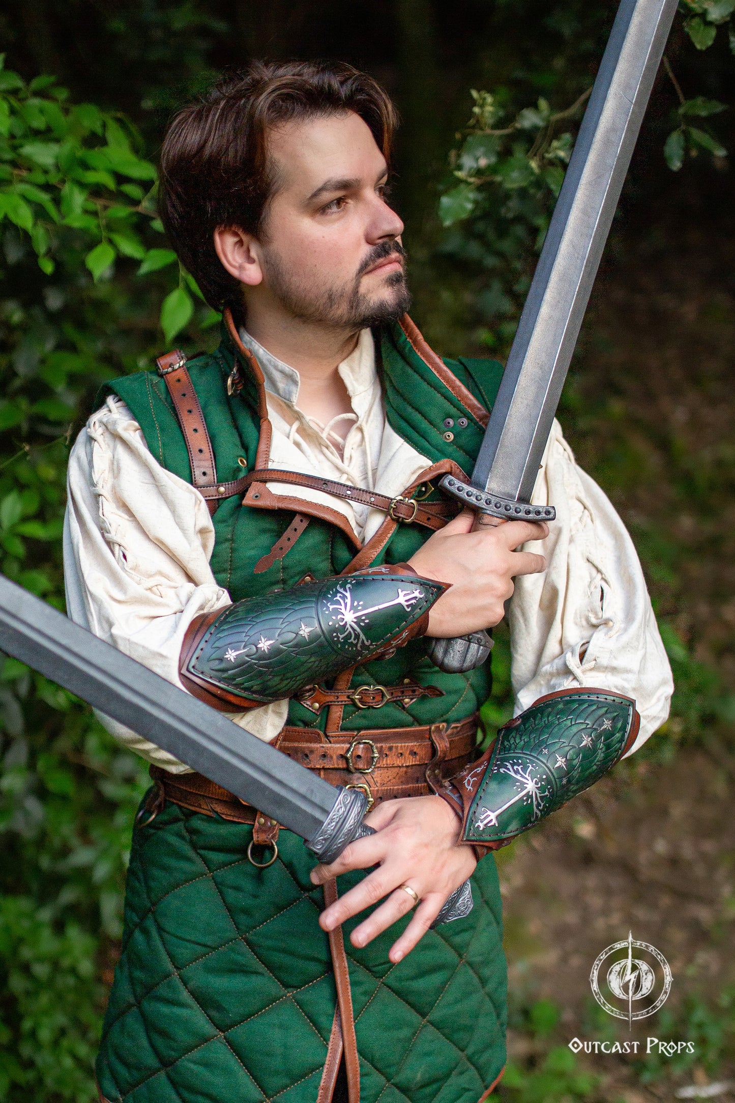 Aragorn Gondor Vambraces