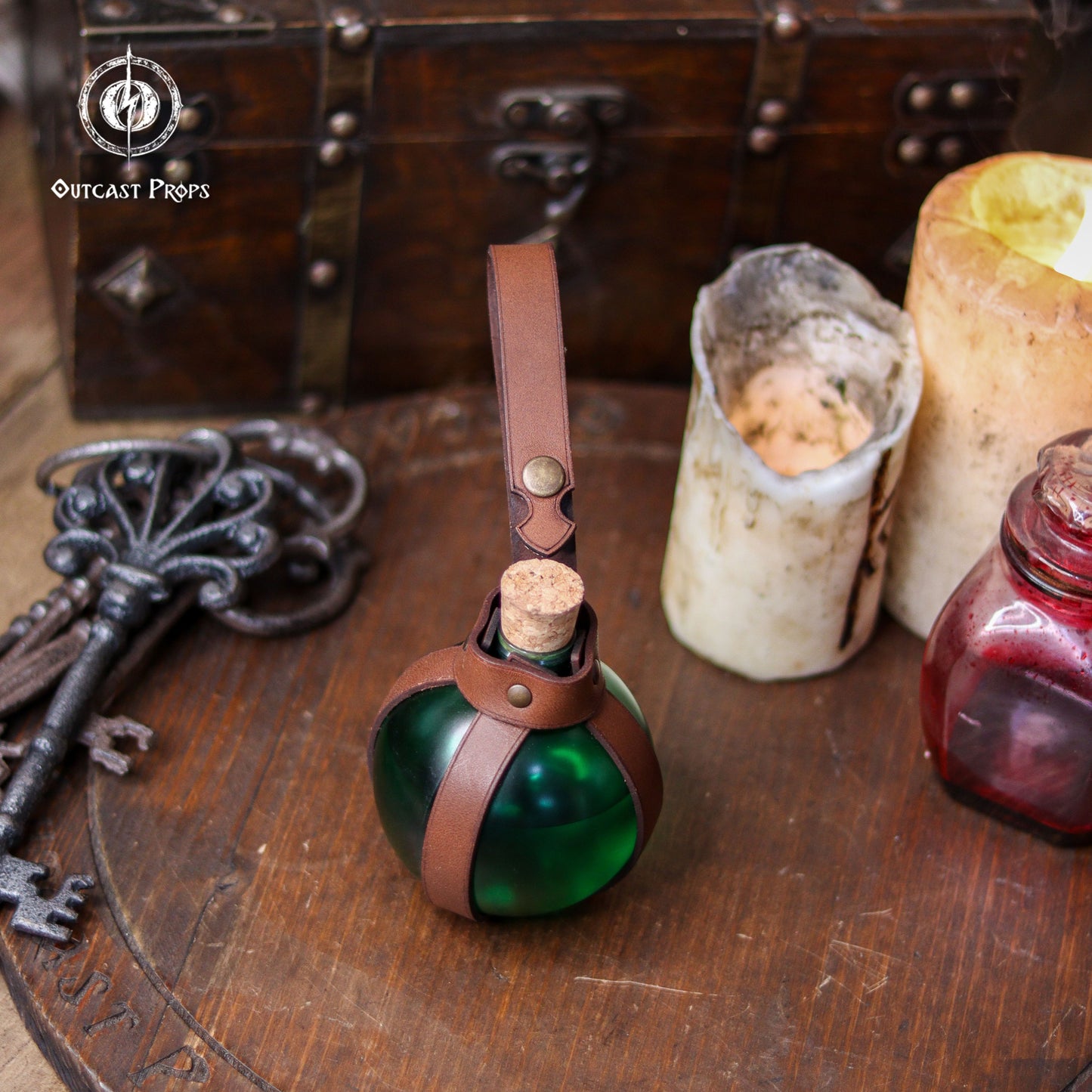 Potion Bottle with Leather Holder - No crystal