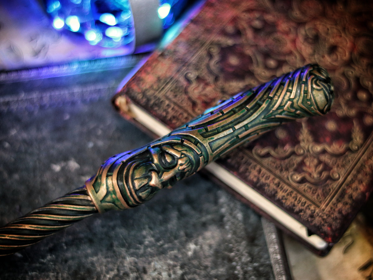 Knocker Magic Wand