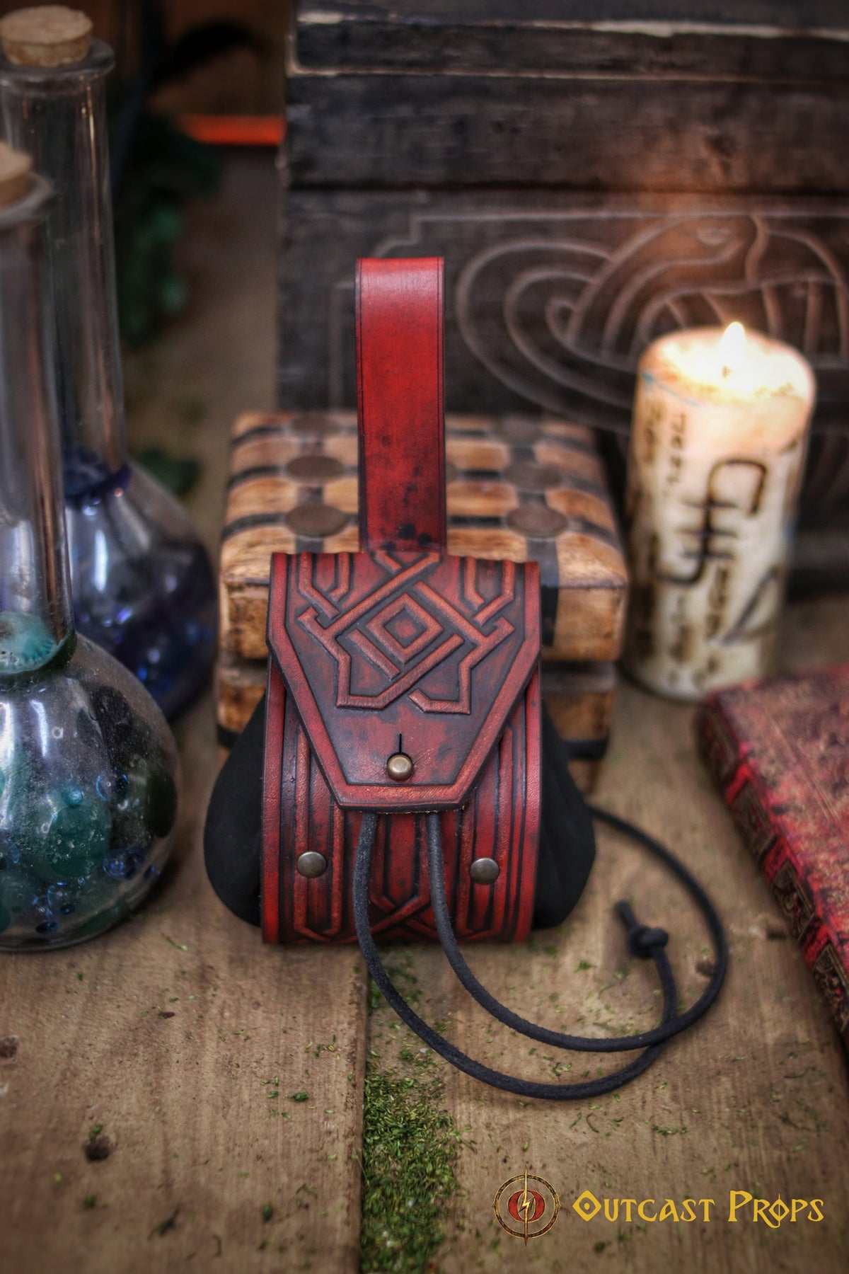 Leather coin pouch with Celtic or Viking embossing, leather jewel belt bag for larp, steampunk, cosplay or fantasy costume.