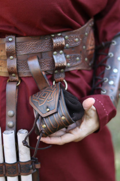 Leather coin pouch with Celtic or Viking embossing, leather jewel belt bag for larp, steampunk, cosplay or fantasy costume.