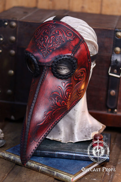 Floral Engraved Leather Plague Doctor Mask - Steampunk Gothic Costume Accessory for LARP & Cosplay