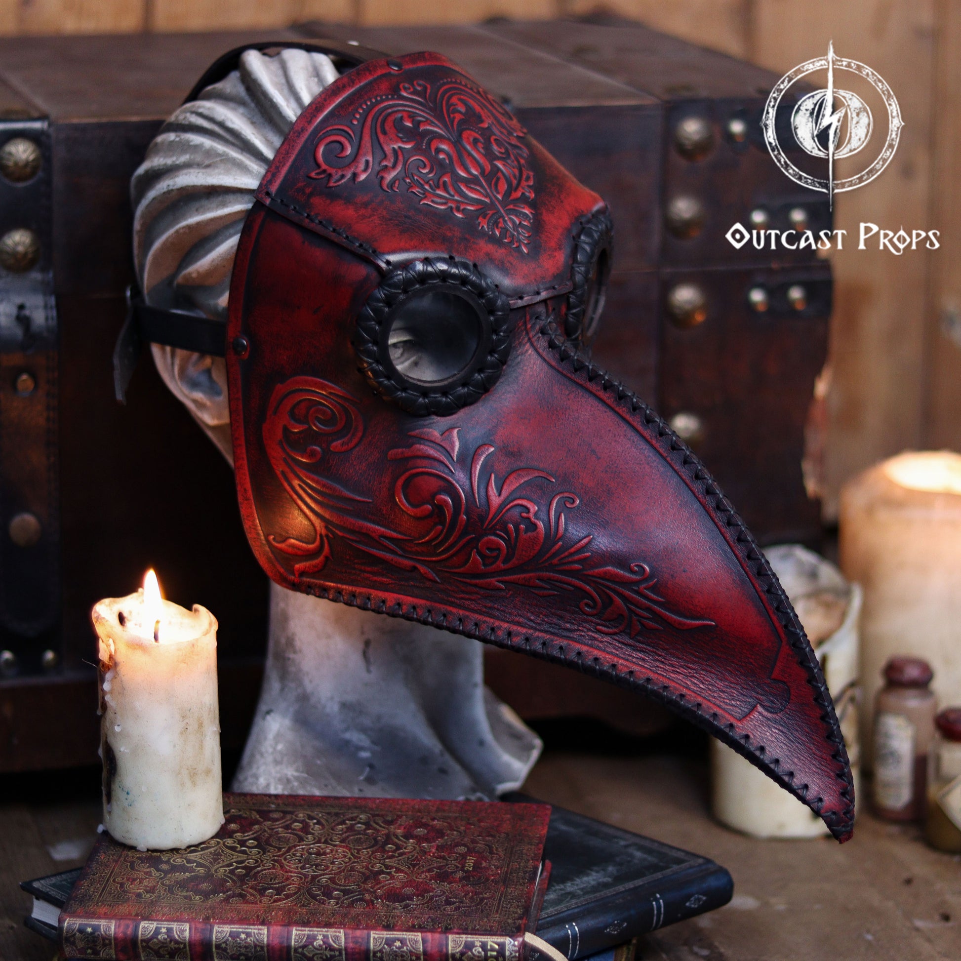 Floral Engraved Leather Plague Doctor Mask - Steampunk Gothic Costume Accessory for LARP & Cosplay