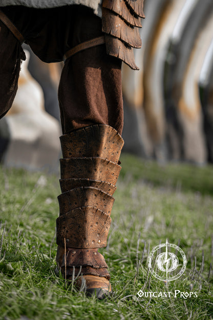 Dragon Scales Leather Greaves