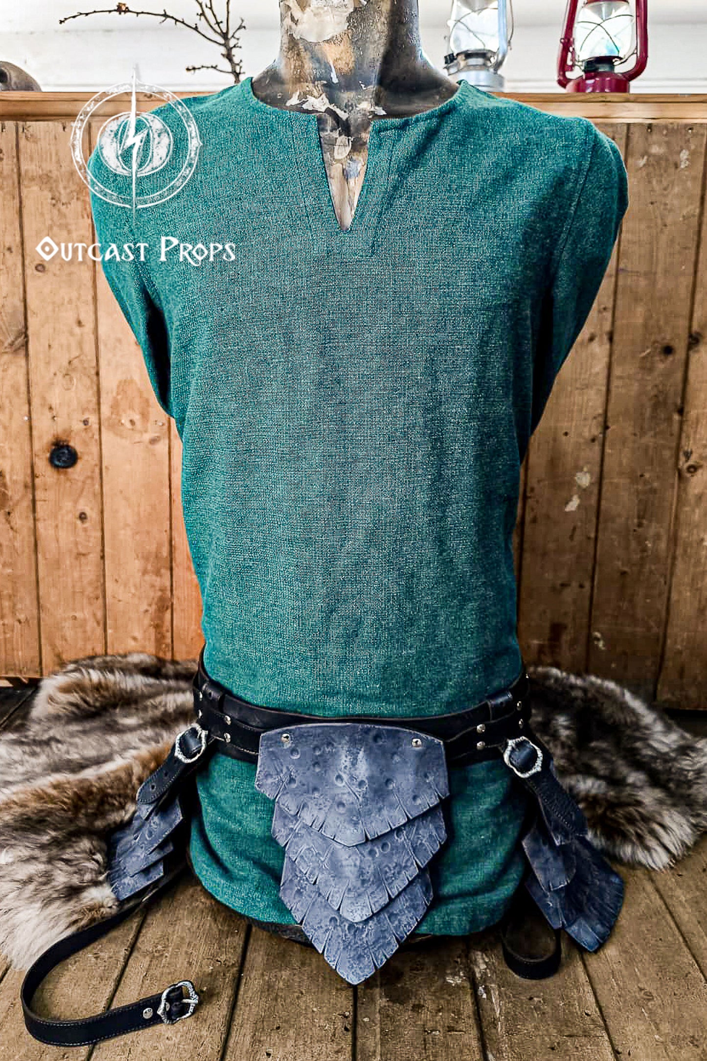 Barbarian Leather Tassets