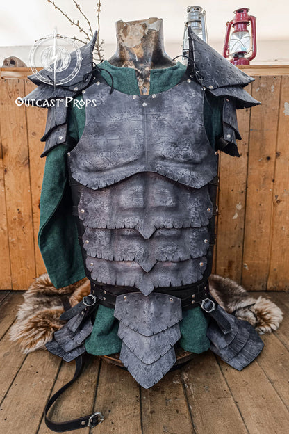 Barbarian Leather Tassets