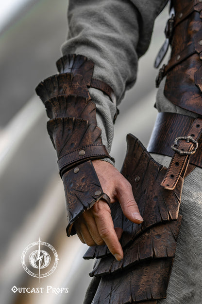 Dragon Scale Bracer
