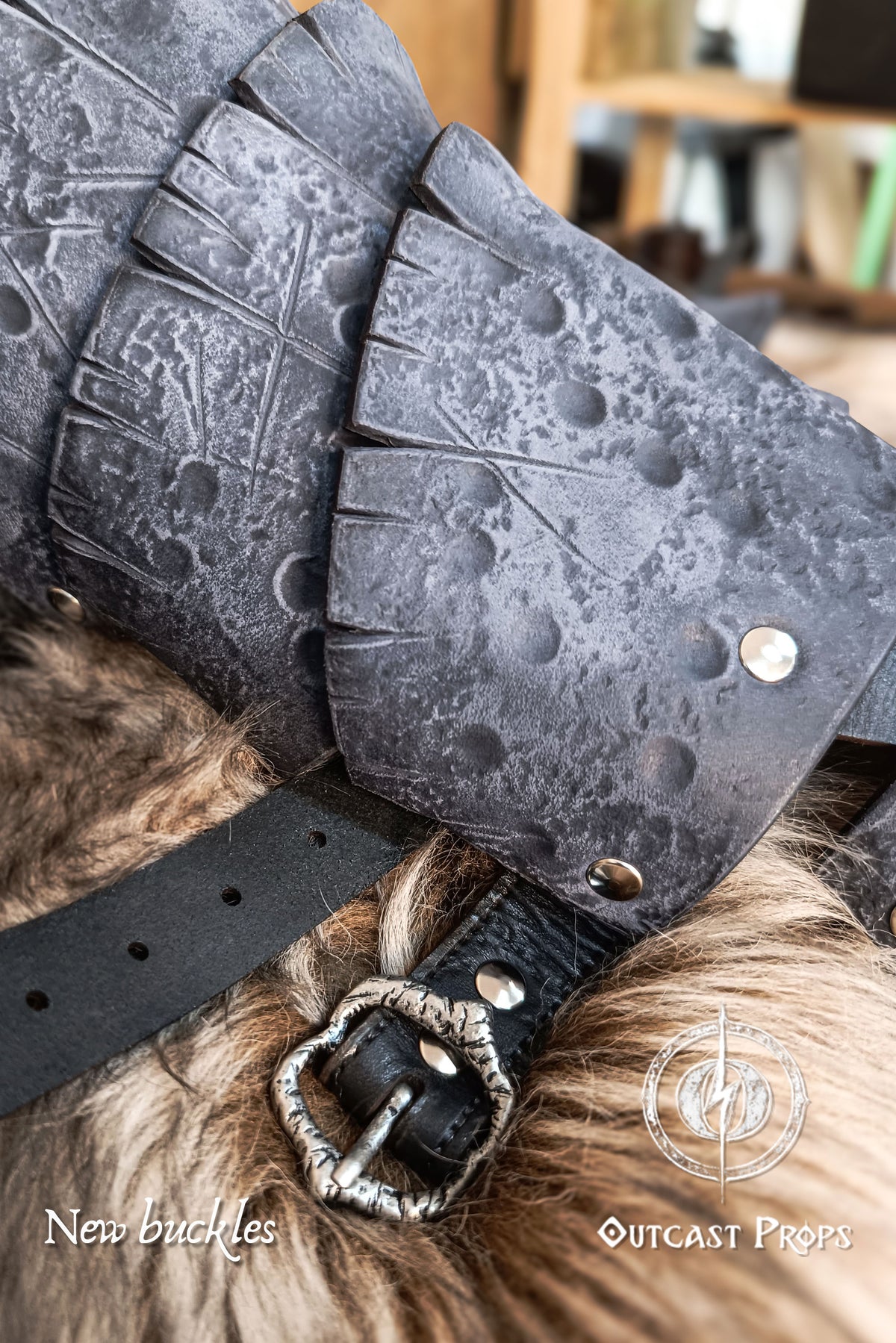 Dragon Scale Bracer