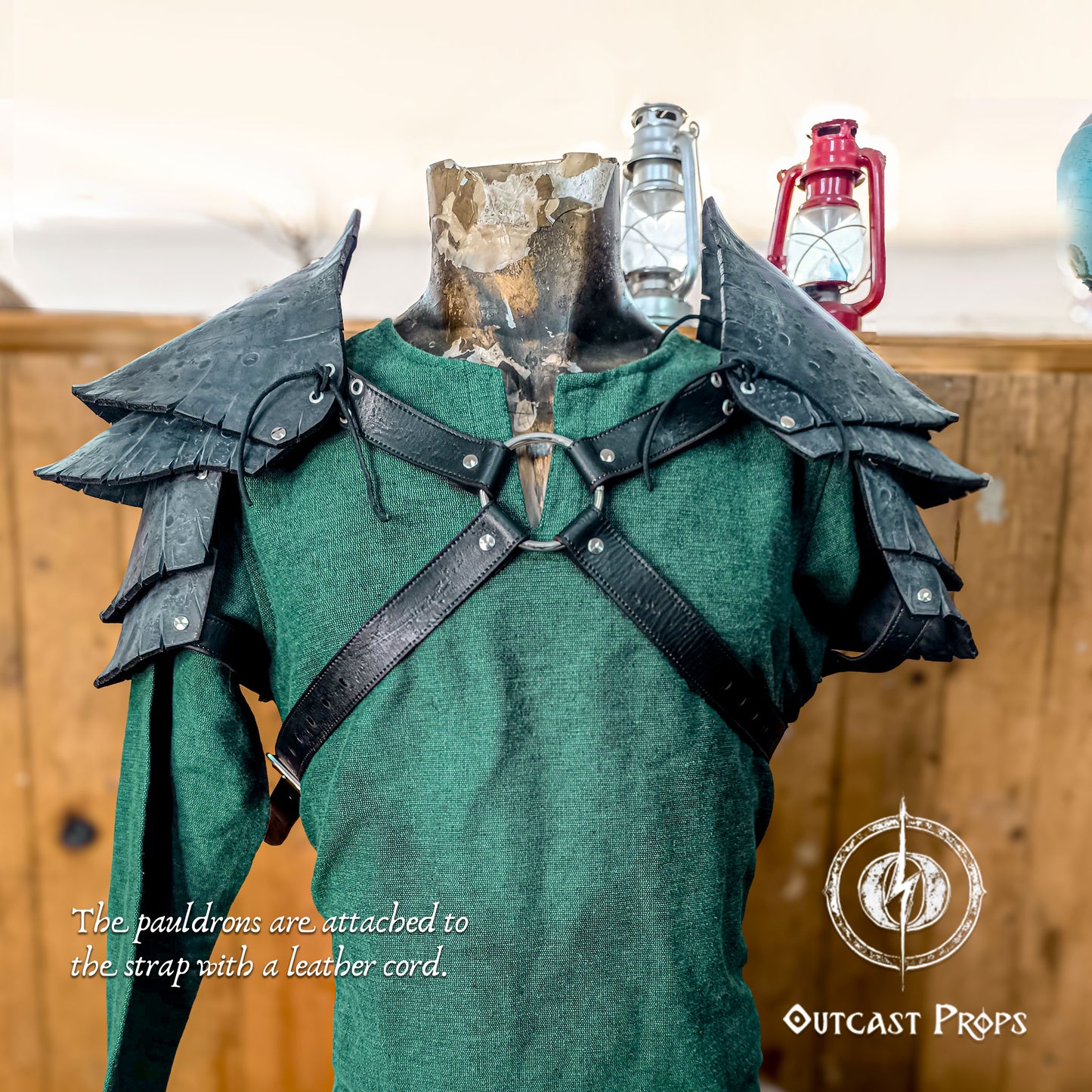 Dragon Scales Leather Shoulder Armor LARP Pauldron Viking Costume Barbarian Armor Set Fantasy Warrior Shoulder Pad Medieval Cosplay