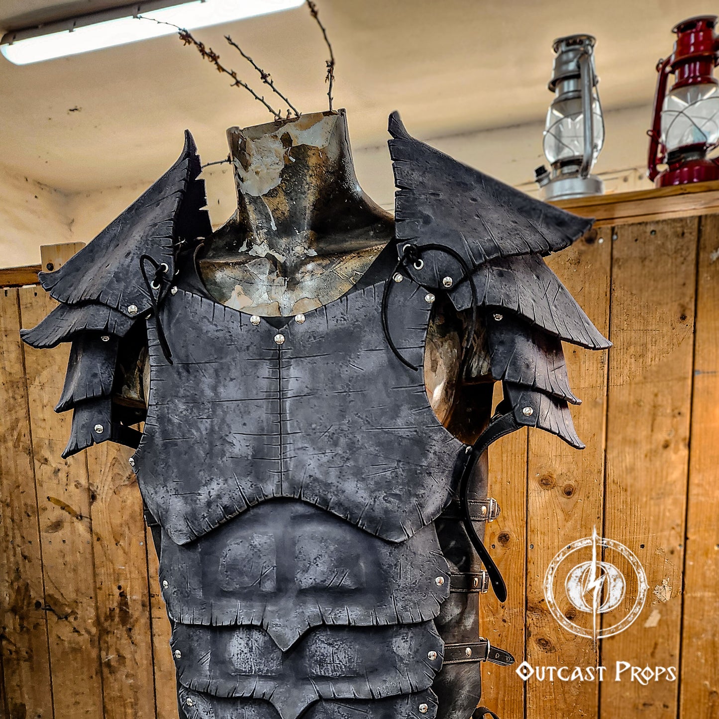 Dragon Scales Leather Shoulder Armor LARP Pauldron Viking Costume Barbarian Armor Set Fantasy Warrior Shoulder Pad Medieval Cosplay