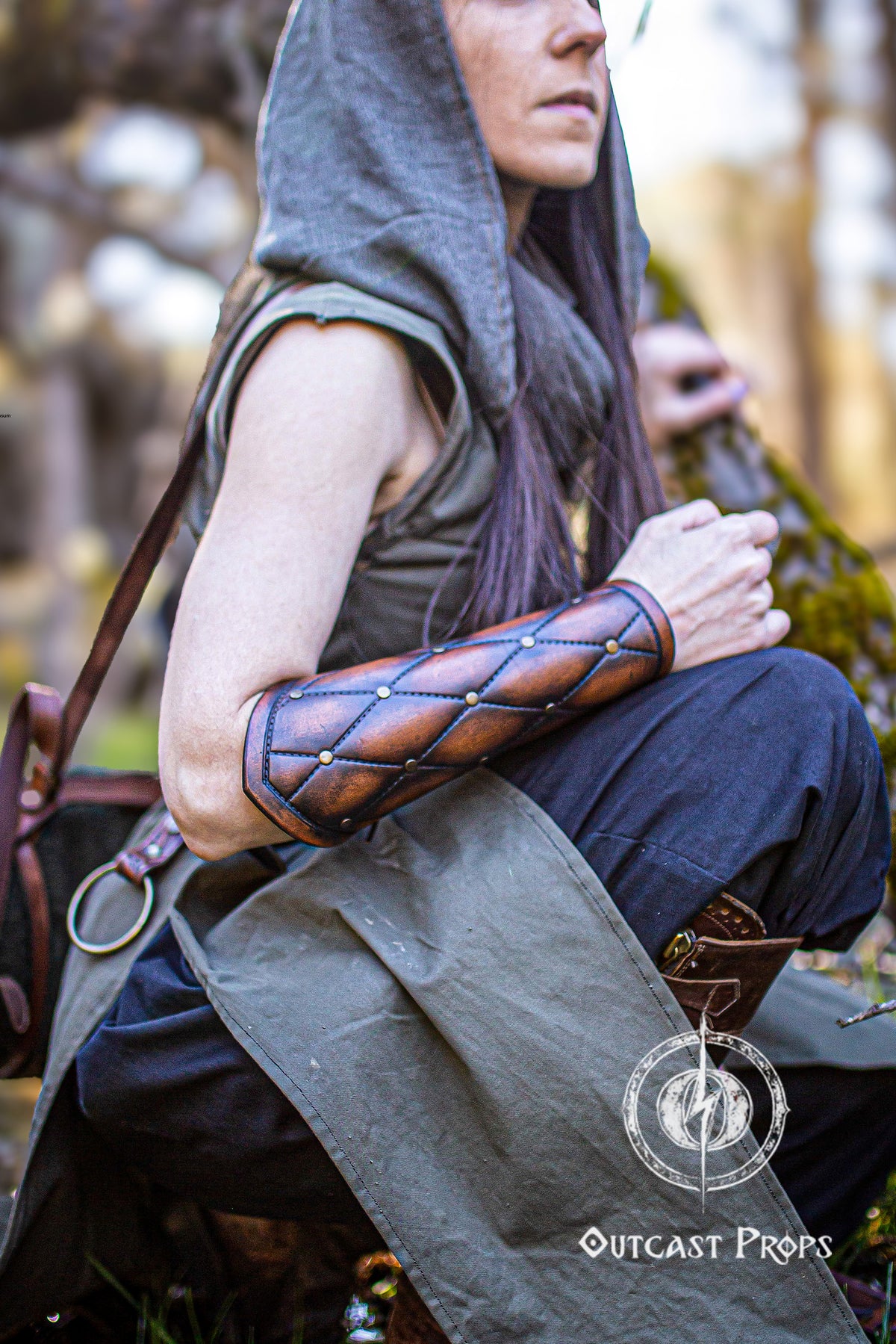 Falken Leather Bracers