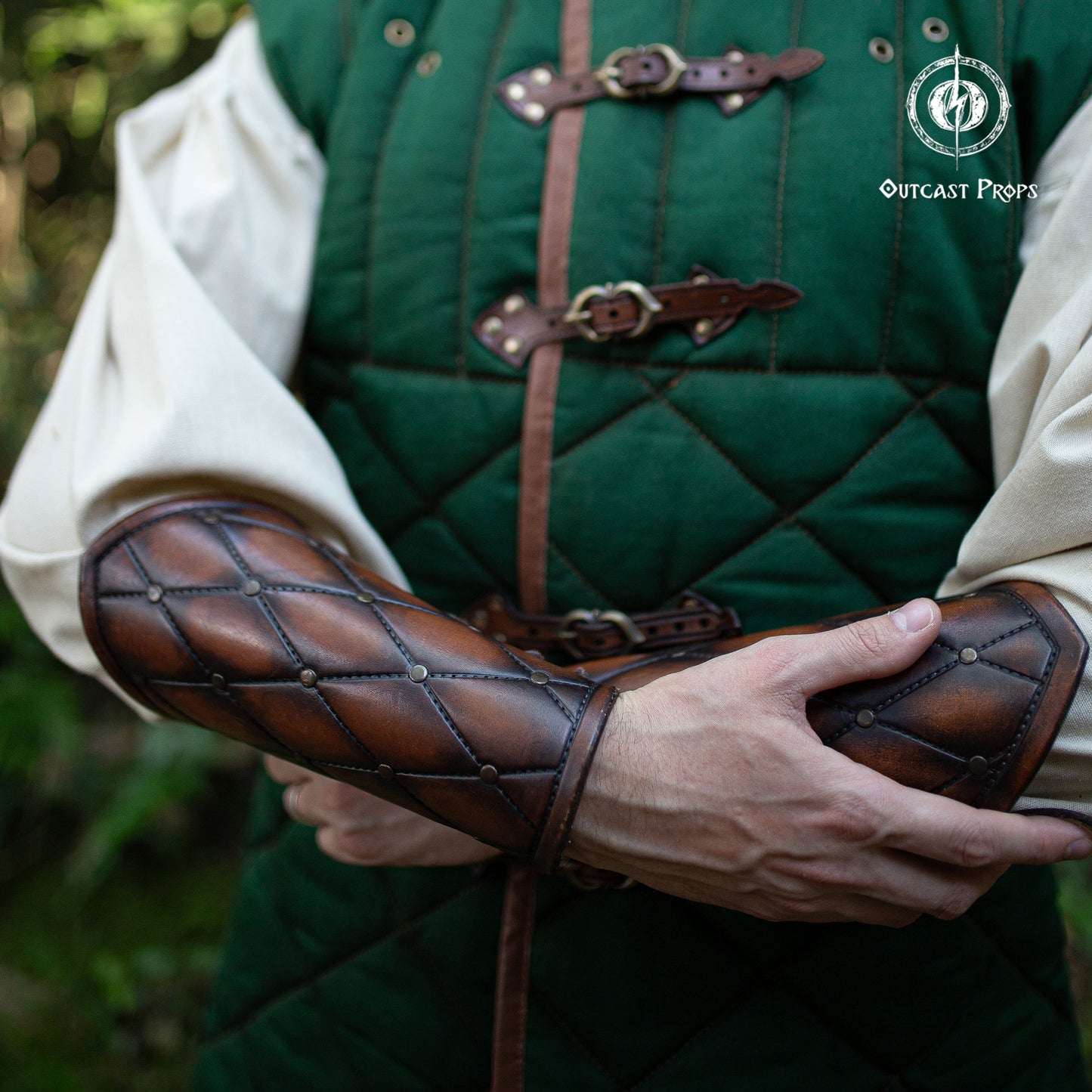 Falken Leather Bracers