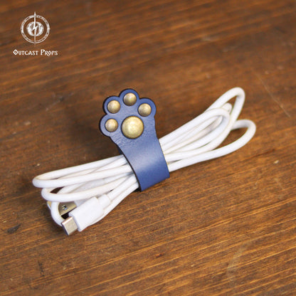 Paw cable organizer