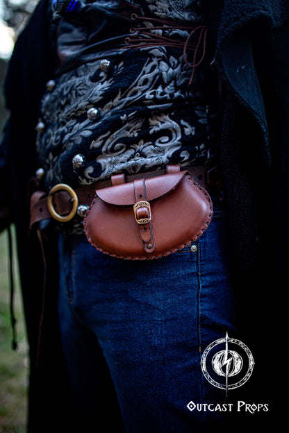 Handmade Leather Belt Bag with pear shape - Versatile, Practical, and Unique medieval purse leather hip bag for LARP and Cosplay