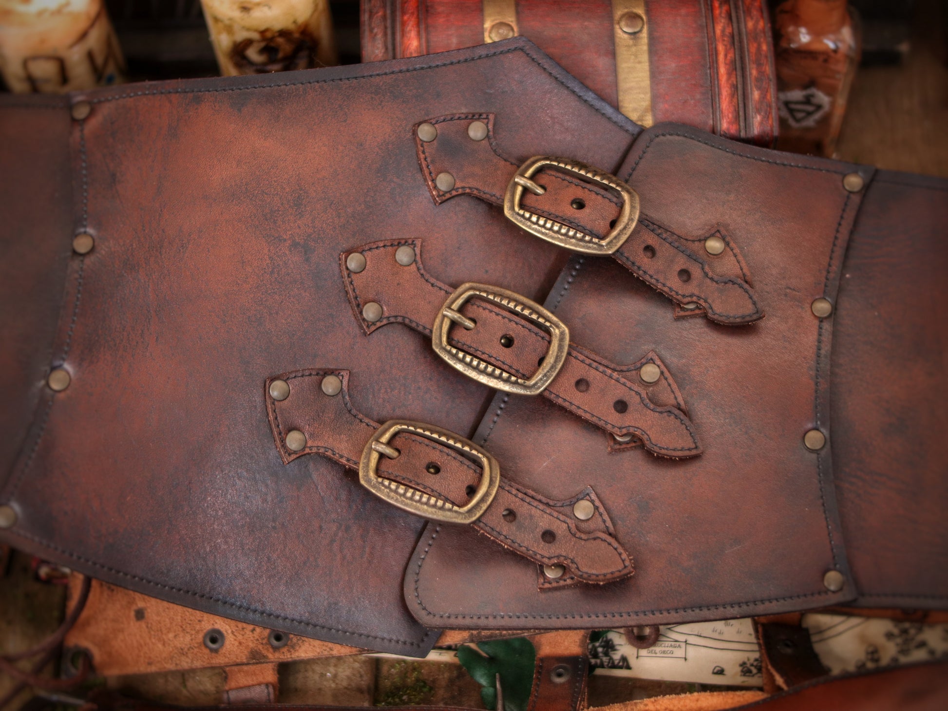 Brown leather corset underbust with gold buckles on a wooden background. Leather Corset underbust - Steampunk larp burning man armor Witch. Brown Waist Cincher. Renfair underbust. Alchemist corset.