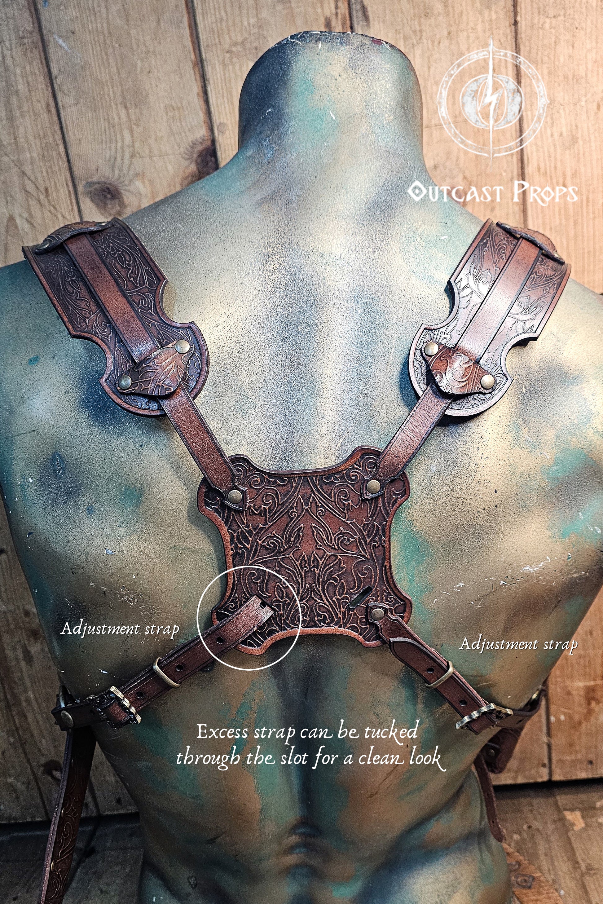 Ornated Magic Wand shoulder Holster full-grain leather with potions for wizards and witches. Dark Academy style. MACUSA Cosplay and LARP