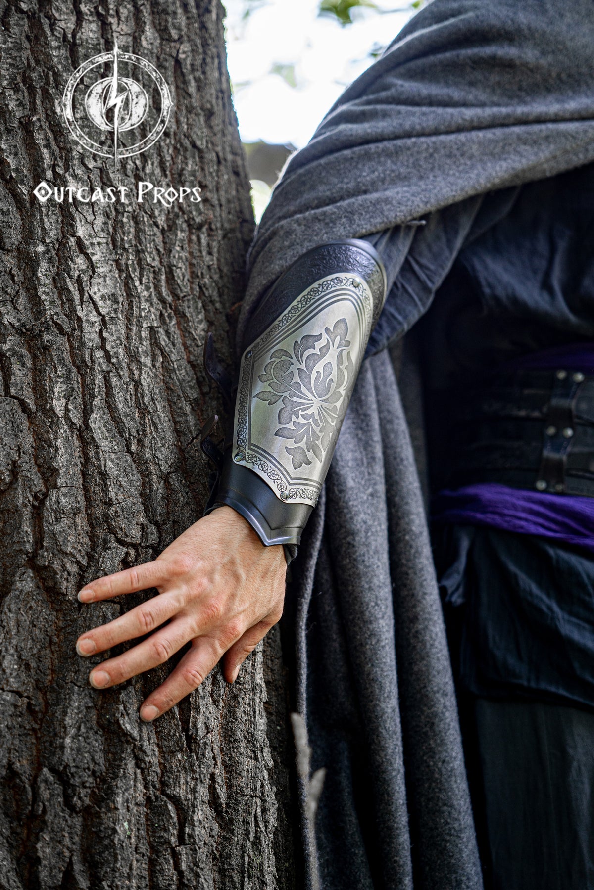 Liam Bracers