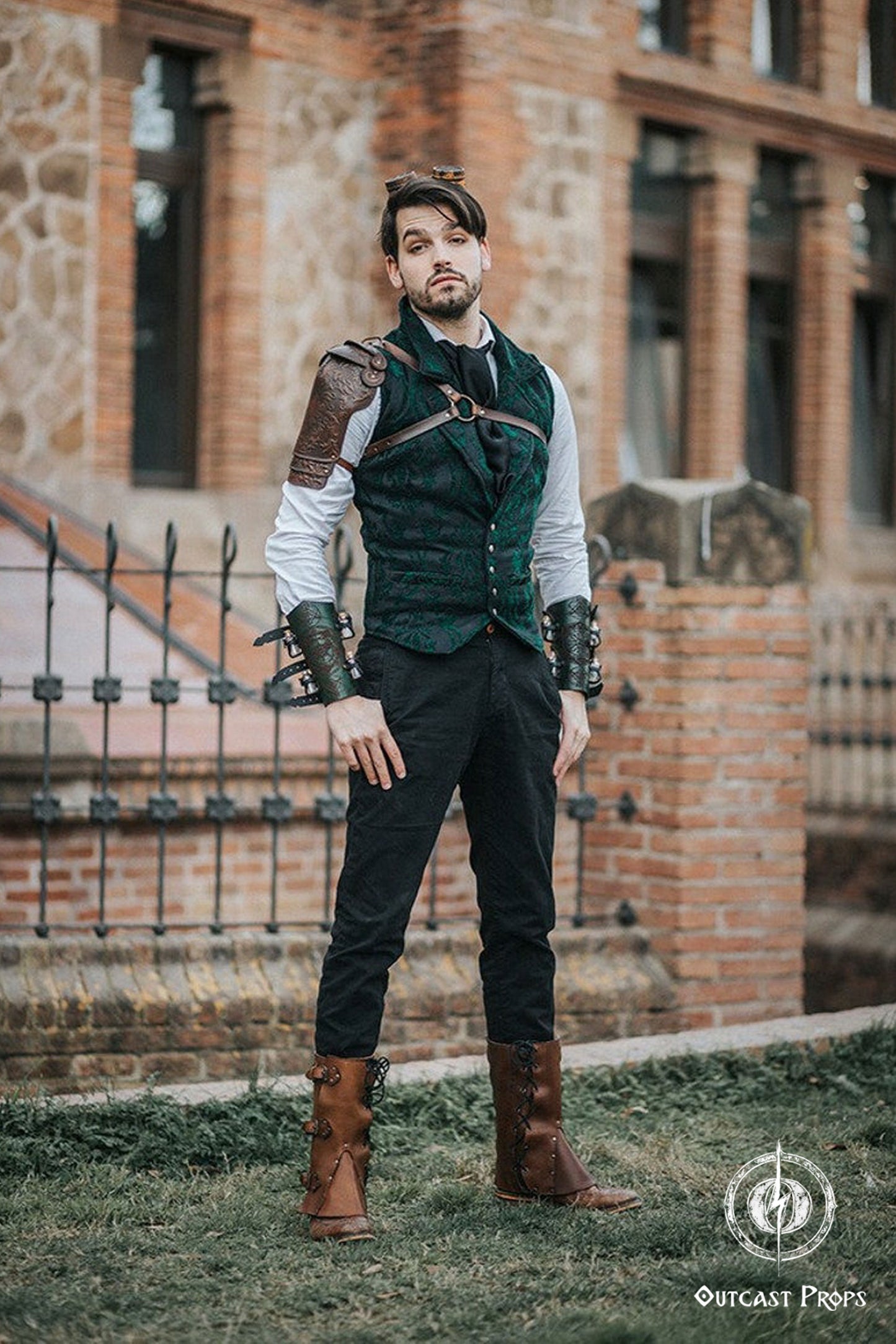 Steampunk Musketeer leather shoulder armor leather pauldron diesel punk wasteland shoulder armor burning man protect Dystopian  larp